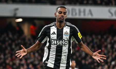 足球队已在 足球队已在