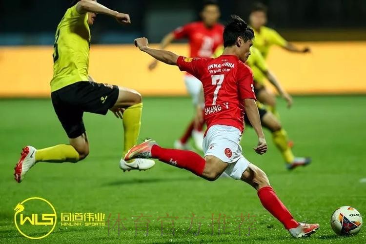 四川安纳普尔那登顶南区榜首 盐城大丰三连胜 四川安纳普尔那登顶南区榜首 盐城大丰三连胜